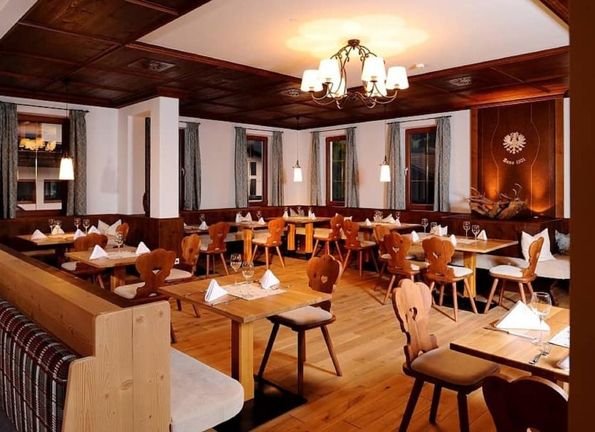 Restaurant Photo
