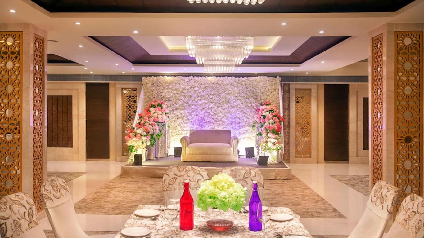 Bloom Boutique l Ranjit Avenue