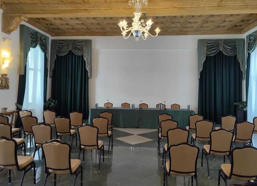 Conference room Photo