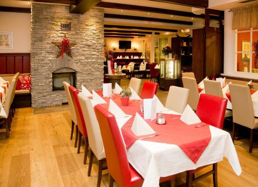 Restaurant Photo