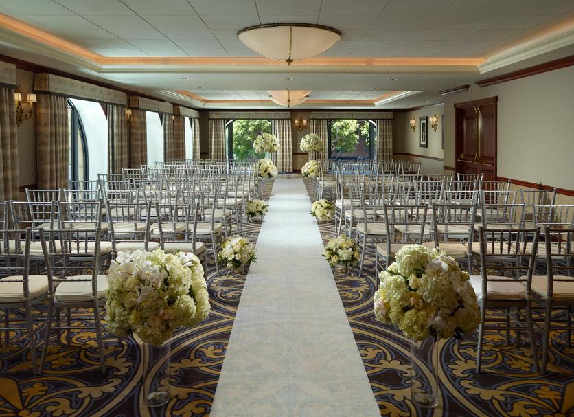 Banquet hall Photo