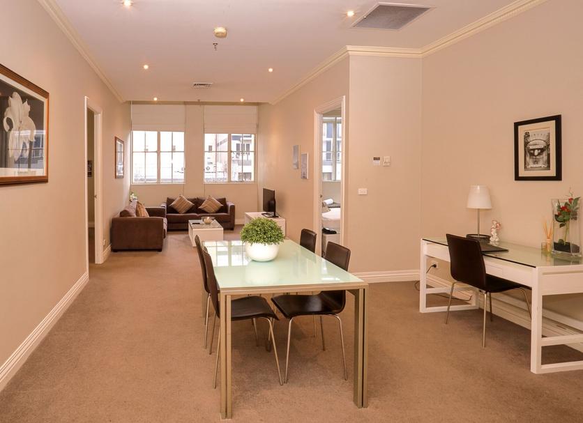 Dining room Photo