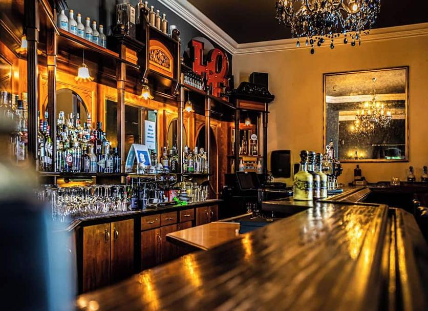 Bar Photo