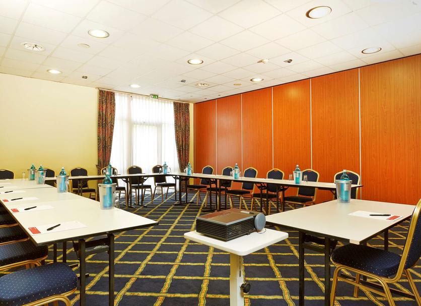 Conference room Photo