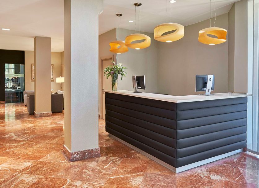Front desk Photo