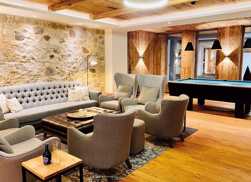 Lounge Photo