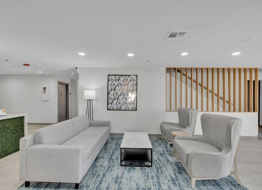 Lounge Photo