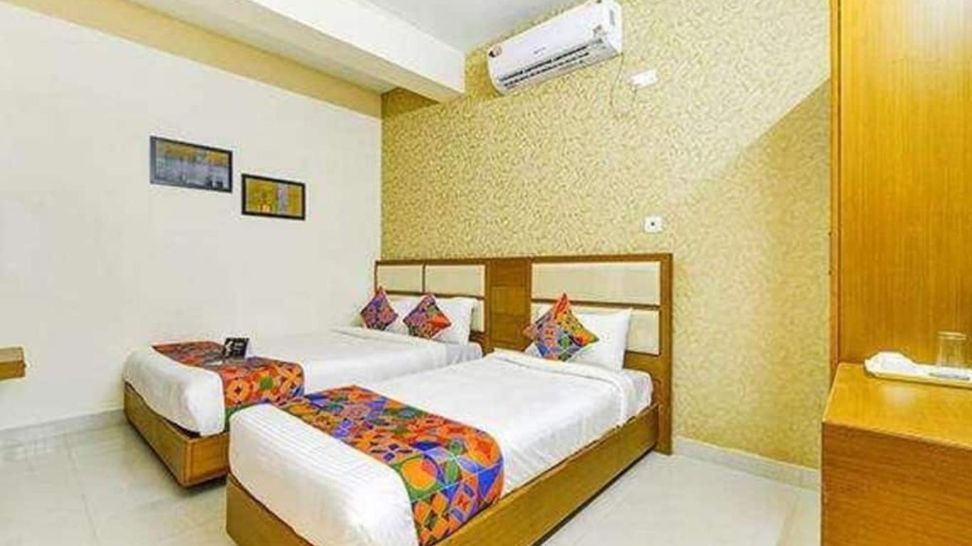 Fabhotel Sky Bay