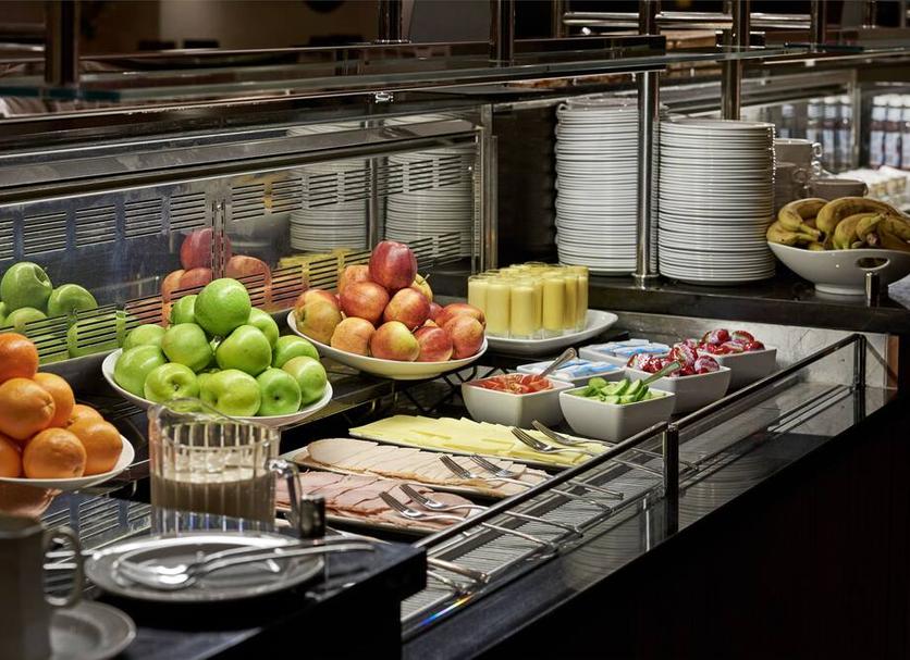 Buffet Photo