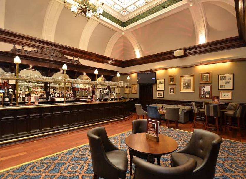Bar Photo