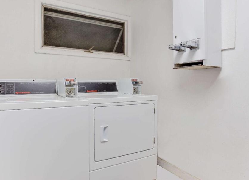 Laundry facility Photo