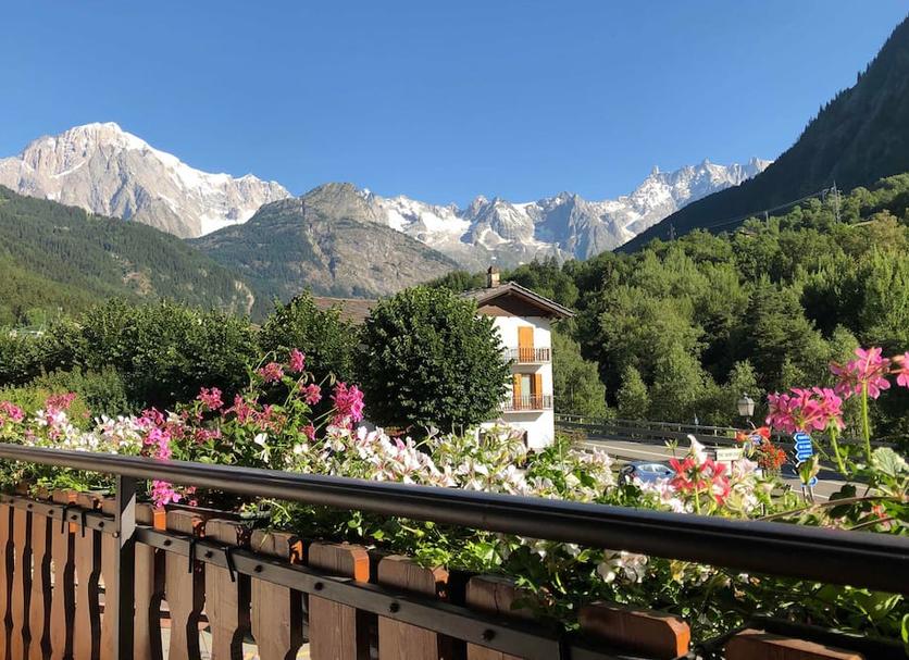 Balcony Photo
