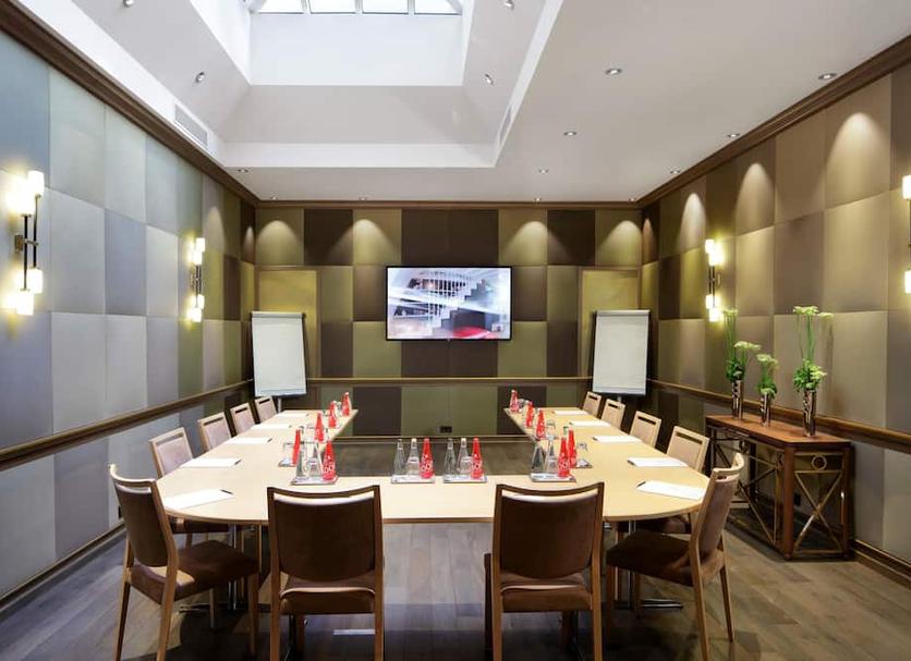 Conference room Photo