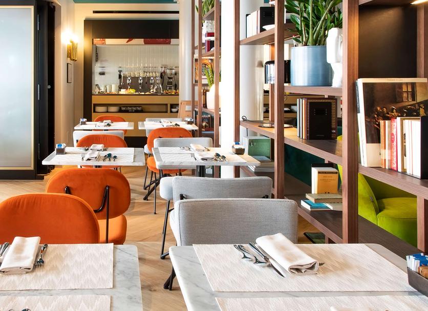 Restaurant Photo
