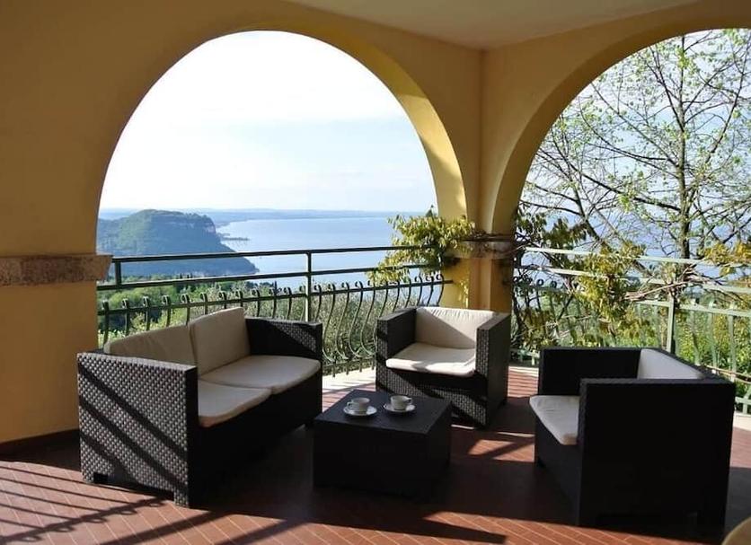 Balcony Photo