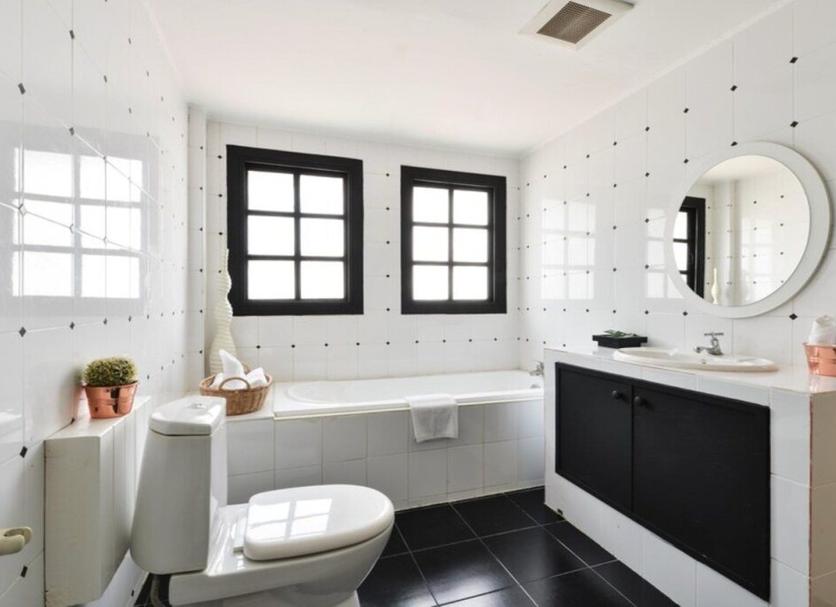 Bathroom Photo