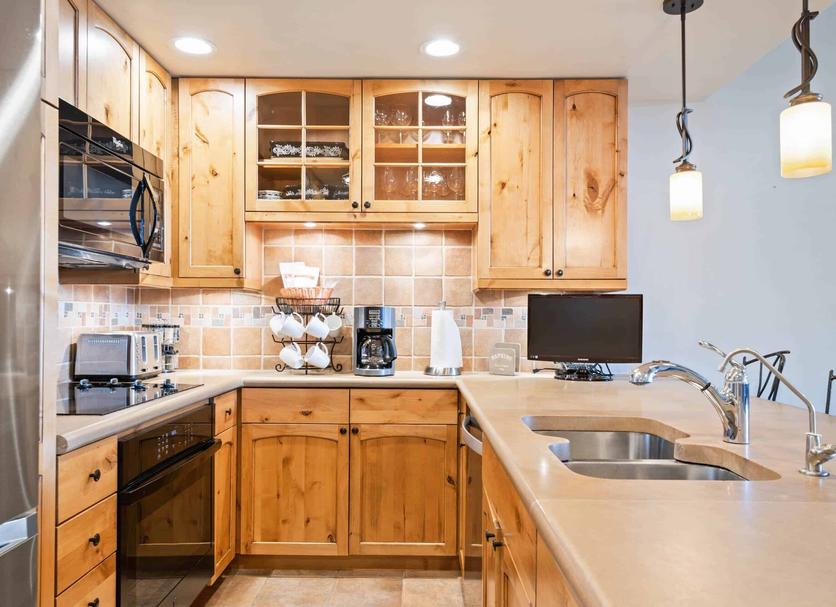 Kitchen Photo