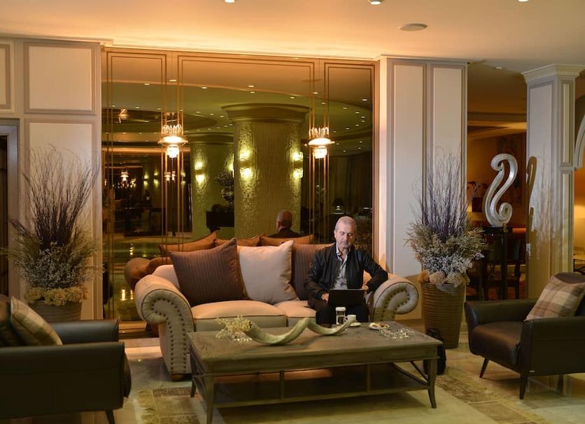 Lounge Photo