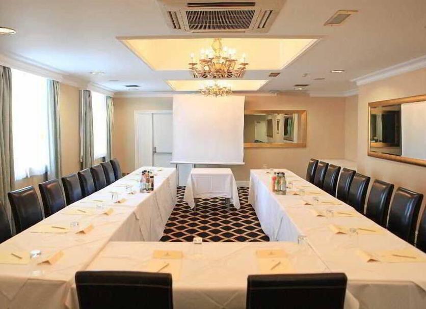 Conference room Photo
