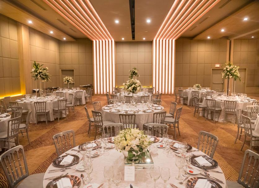 Banquet hall Photo