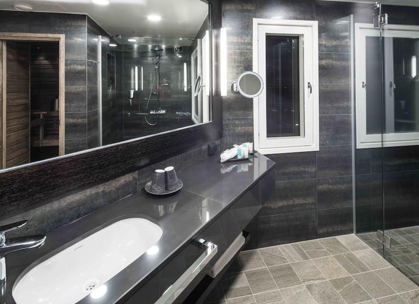 Bathroom Photo