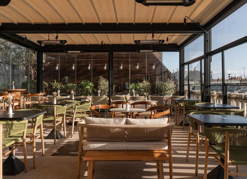 Restaurant Photo