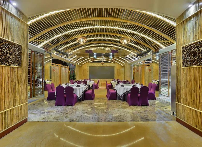 Banquet hall Photo