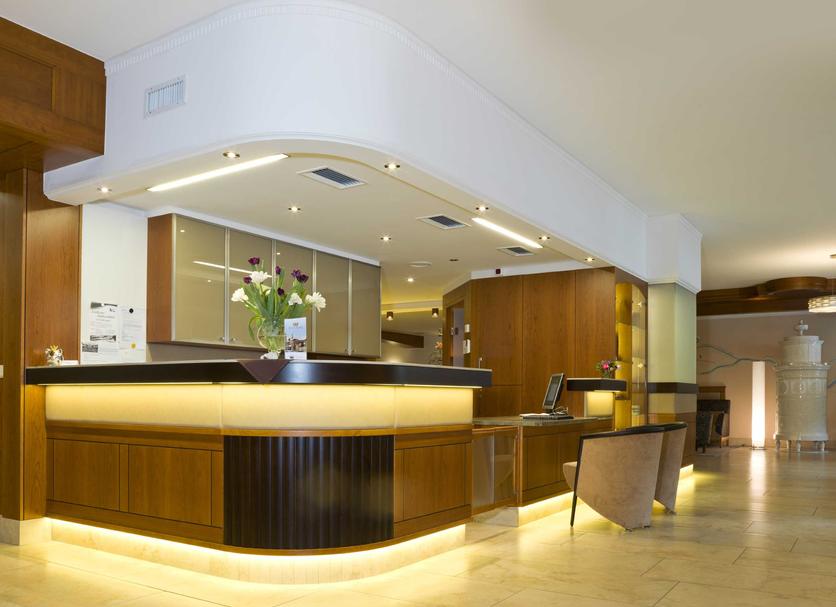 Front desk Photo