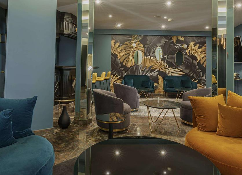 Lounge Photo