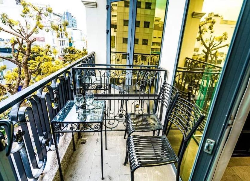 Balcony Photo
