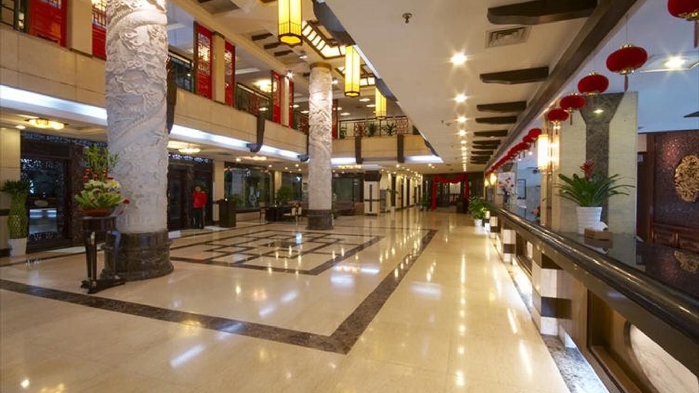 Sovereign Hotel