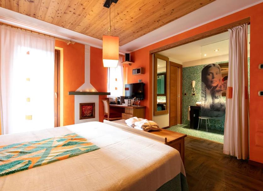 Bedroom Photo