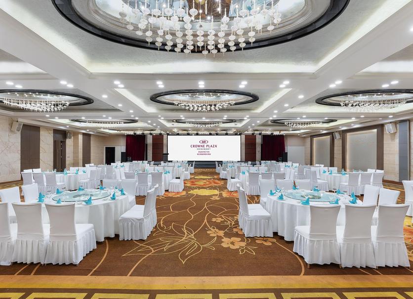 Banquet hall Photo