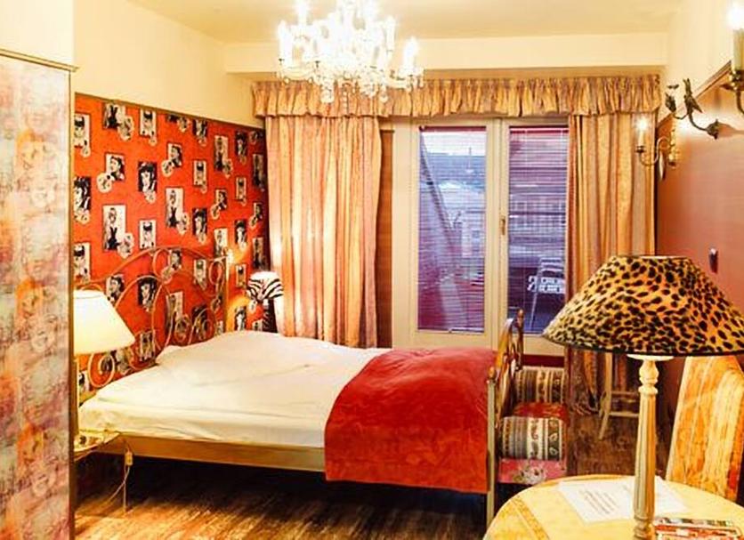Bedroom Photo