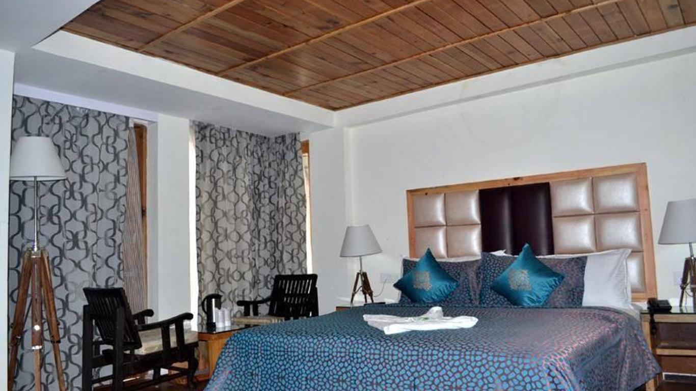 Swiss Wood Hotel