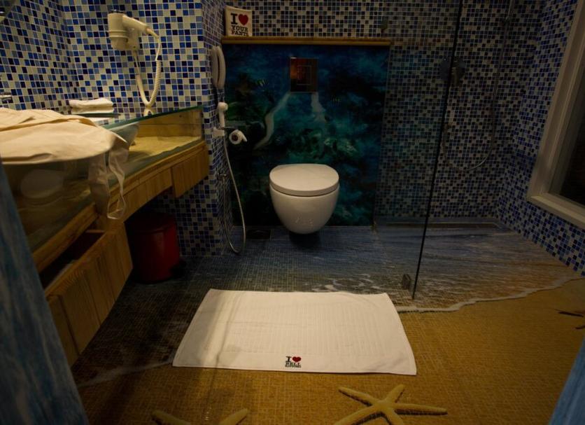Bathroom Photo
