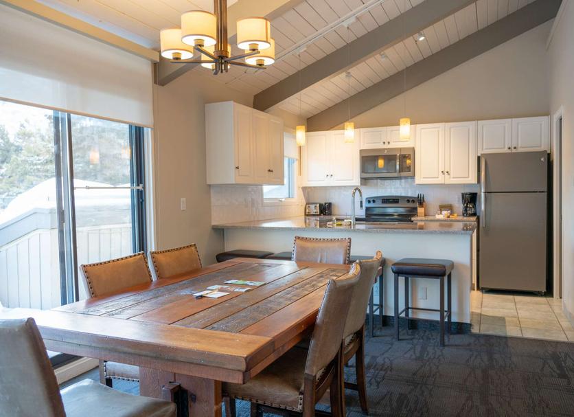 Kitchen Photo
