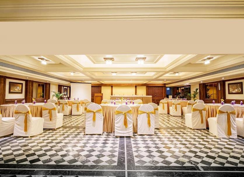 Banquet hall Photo
