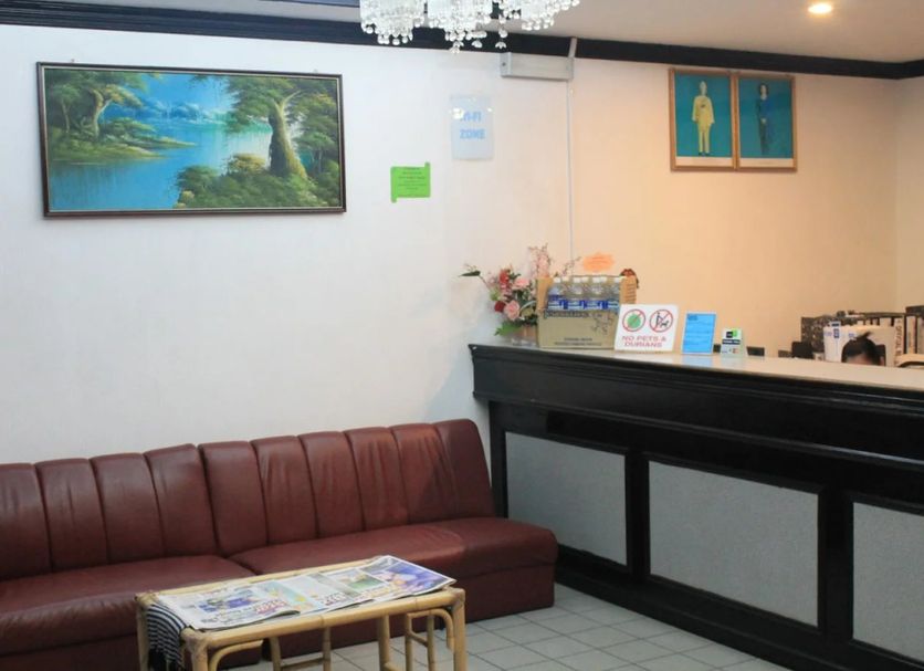 Front desk Photo