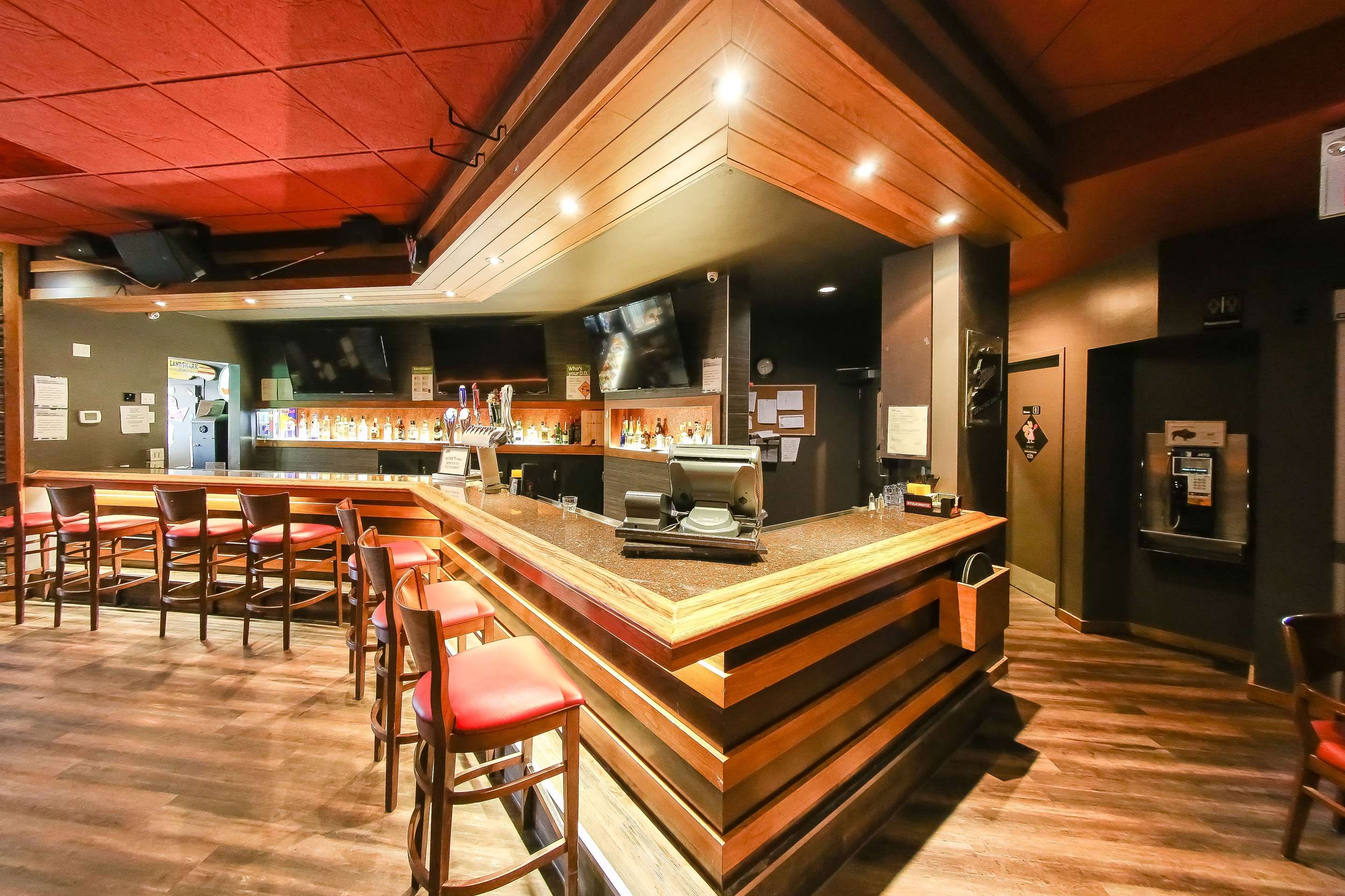 Bar Photo