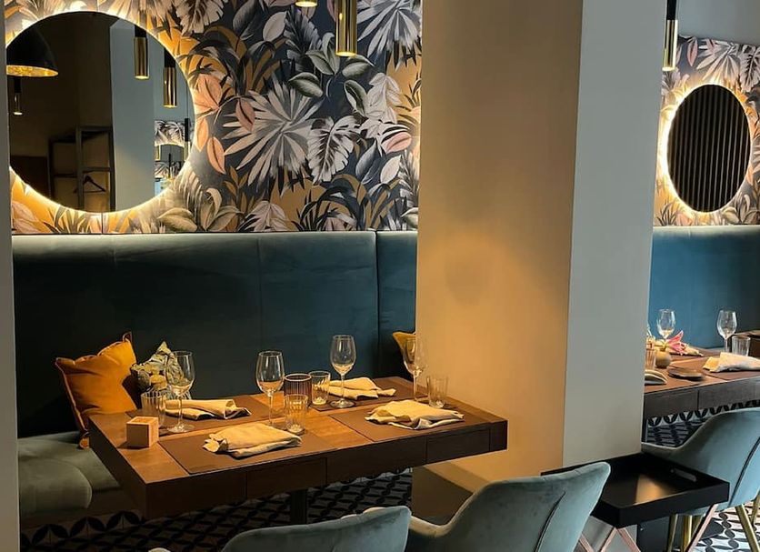 Restaurant Photo
