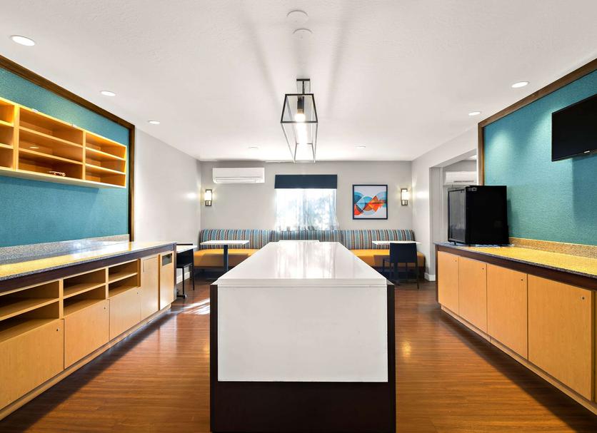 Dining room Photo