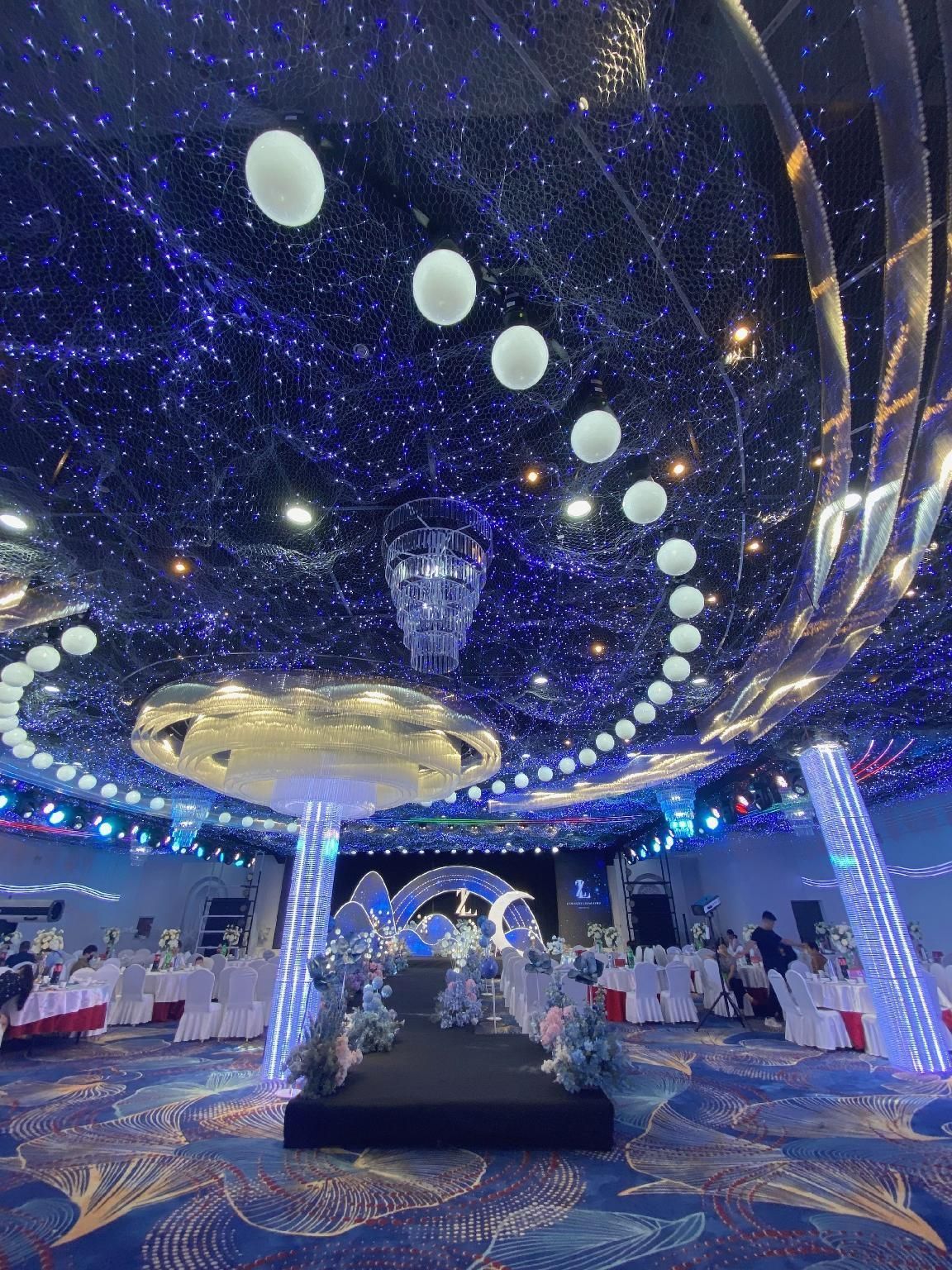 Banquet hall