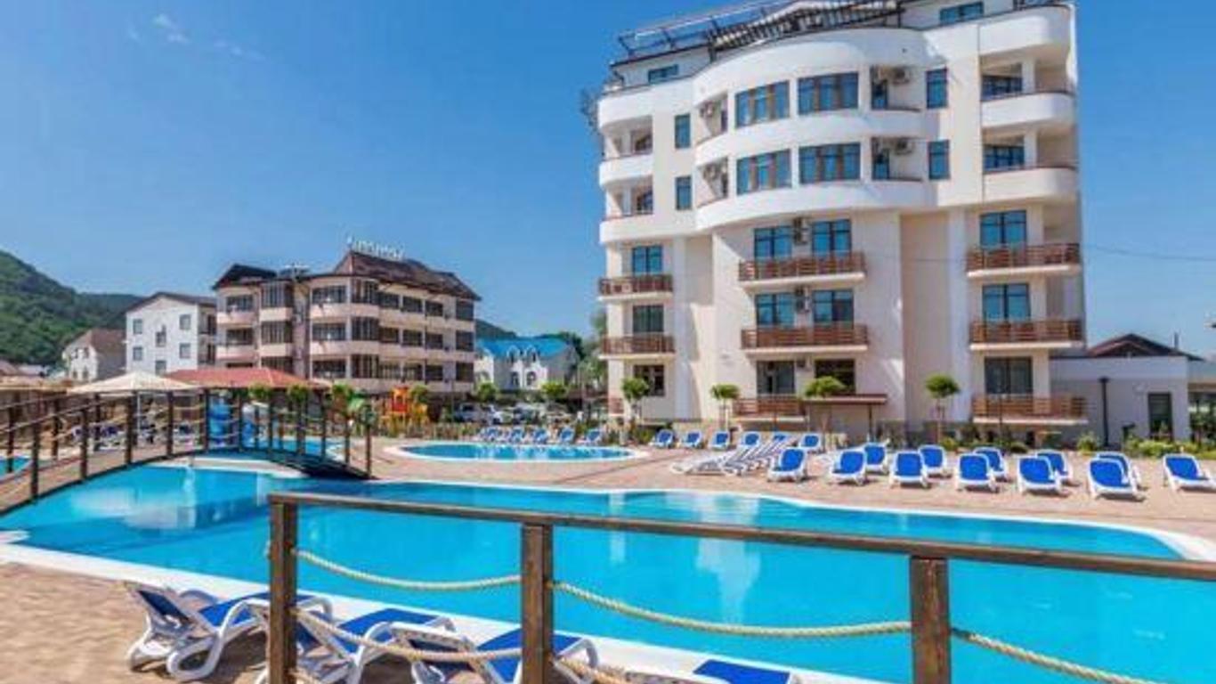 Roza Vetrov Hotel