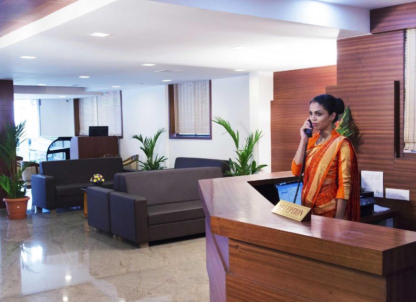 Front desk Photo