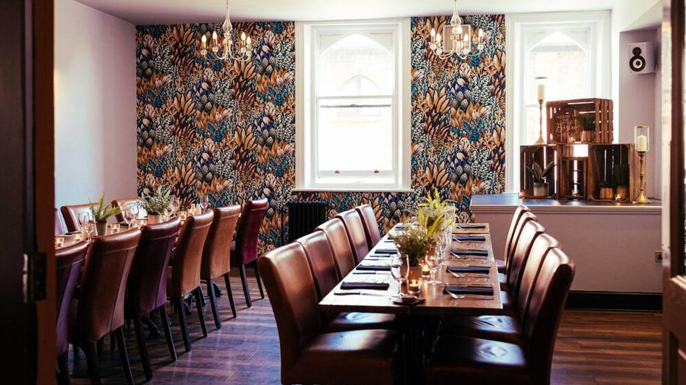 The Duke of Edinburgh Hotel & Bar