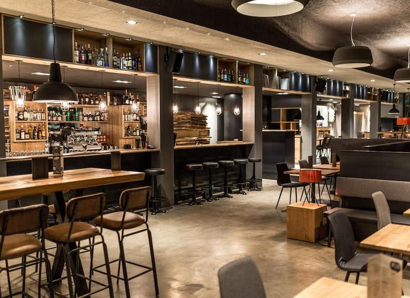 Bar Photo