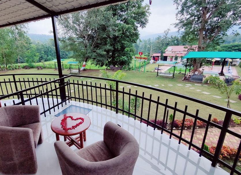 Balcony Photo