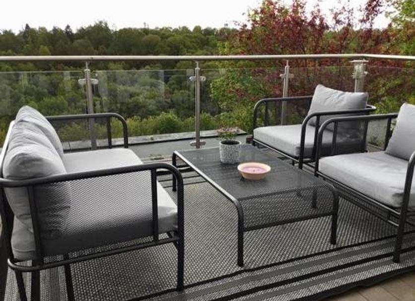 Balcony Photo