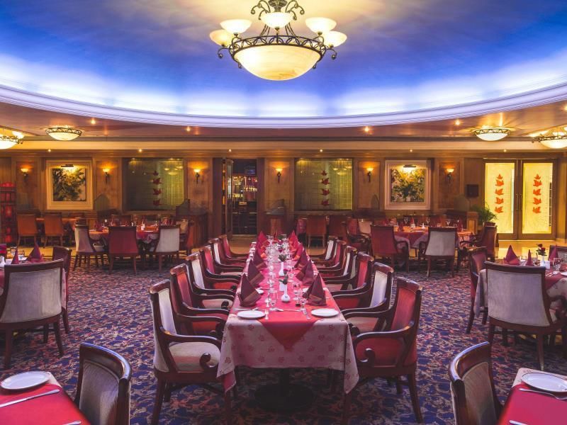 Banquet hall